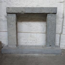 Antiker Kamin Blaustein