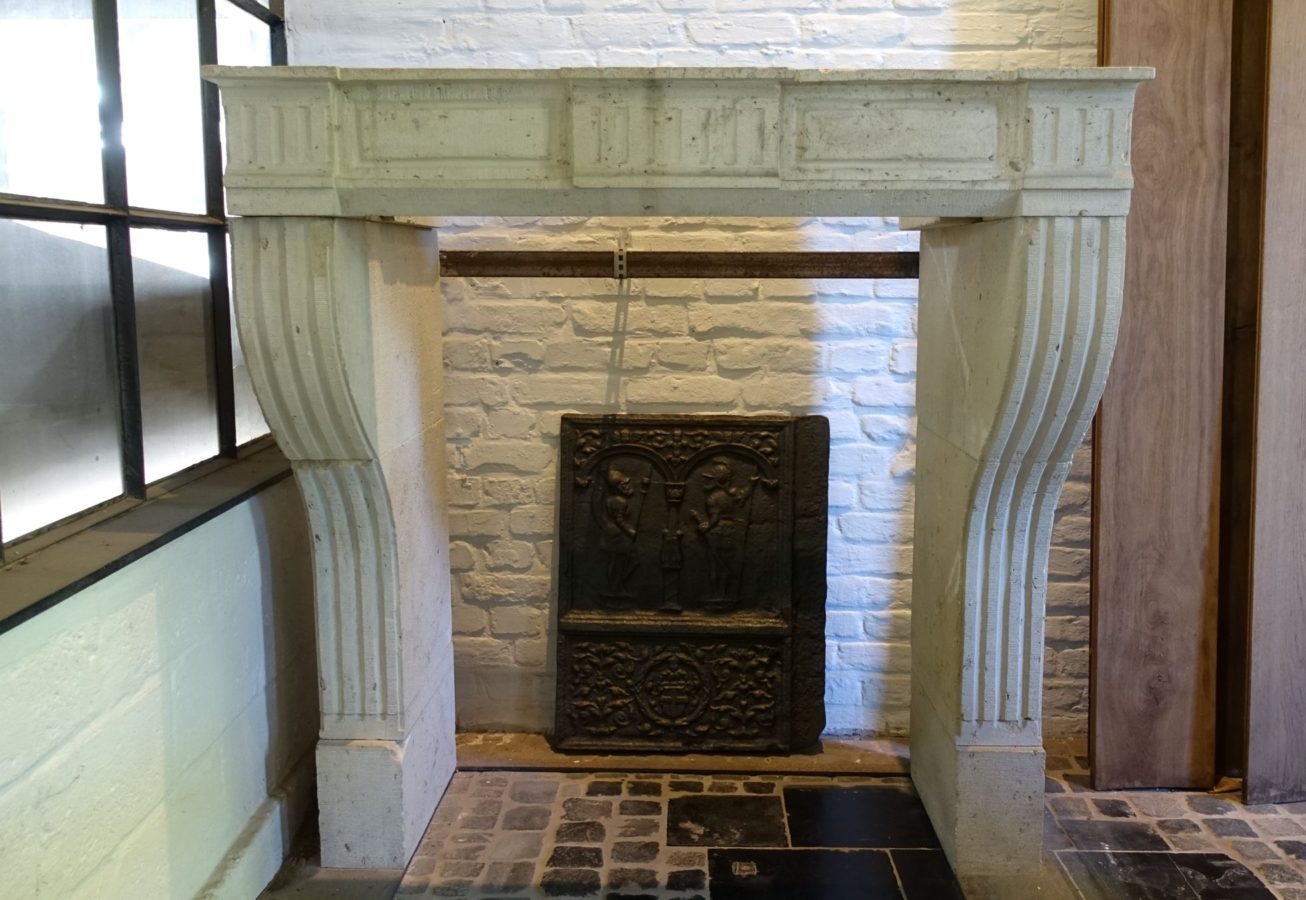 Kaminsims aus Naturstein | Naturstein Vonderhecken